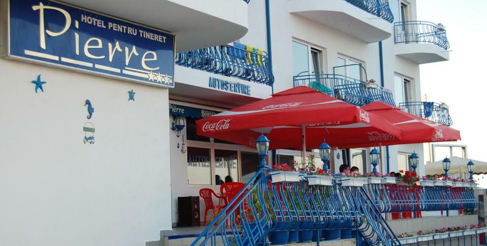 Pierre La Tarmul Marii -Primim Vouchere Vacanta Hostel Costinesti Exterior photo